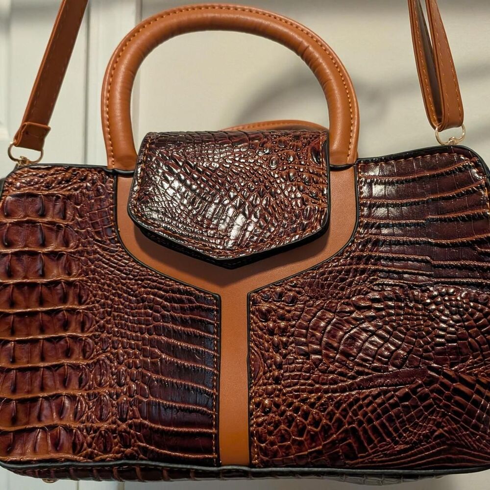 Brown crocodile skin texture handbag with leather accents
